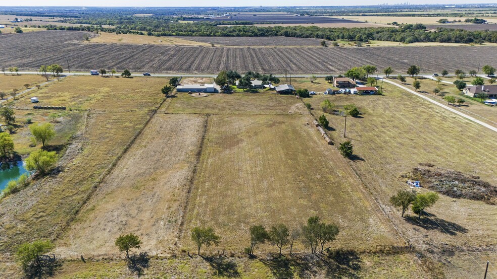 9806 Schmidt Ln, Manor, TX for sale - Aerial - Image 1 of 14