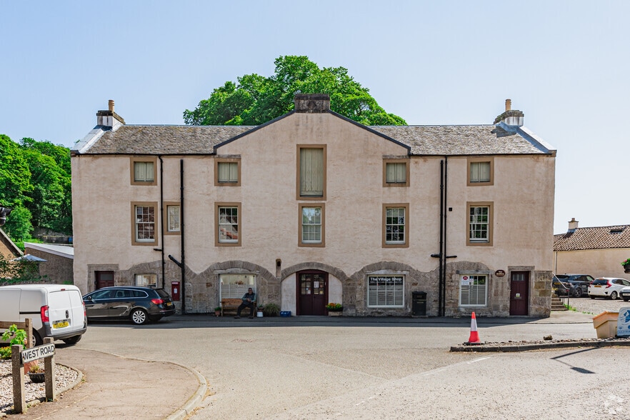 16 Rocks Rd, Dunfermline to rent - Building Photo - Image 2 of 2
