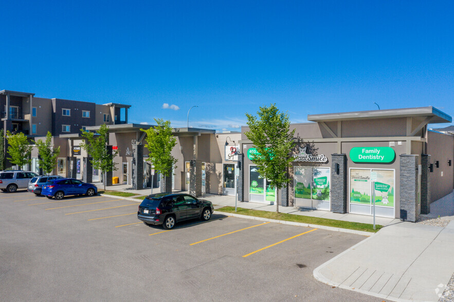 403 Mackenzie Way, Airdrie, AB for sale - Primary Photo - Image 1 of 1