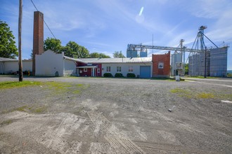 533 Broad St, Waverly, NY for sale Primary Photo- Image 1 of 1