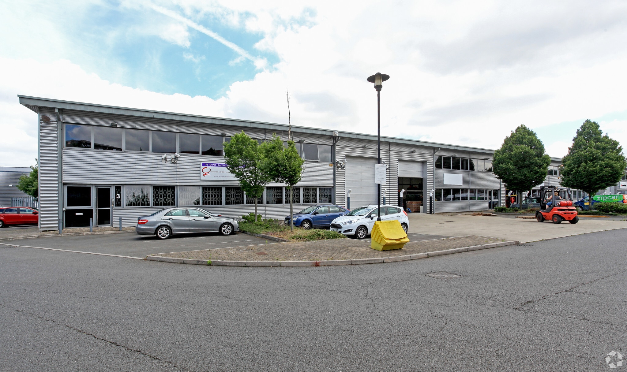 Mansfield Rd, London to rent Primary Photo- Image 1 of 8