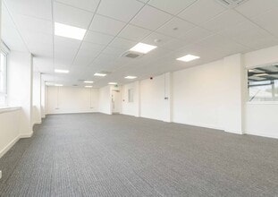 Southampton Rd, Ringwood to rent Interior Photo- Image 1 of 2
