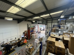 343-350 Edinburgh Ave, Slough to rent Interior Photo- Image 2 of 3