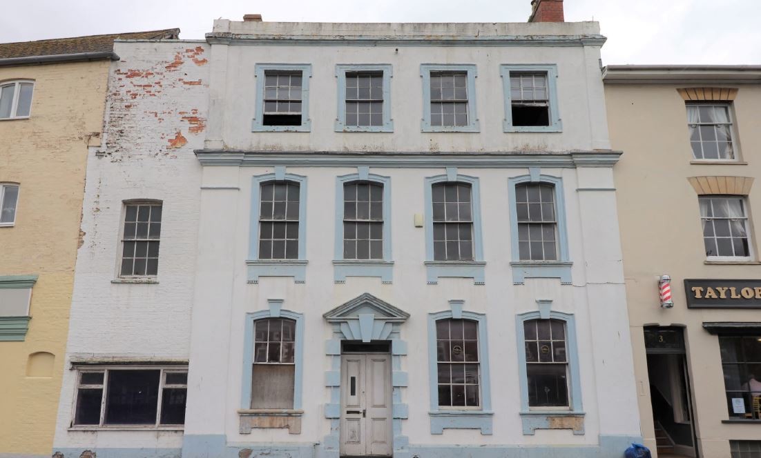 4 East Quay, Bridgwater for sale Primary Photo- Image 1 of 1