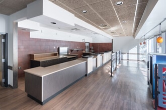 4401 N Fairfax Dr, Arlington, VA to rent Interior Photo- Image 1 of 3