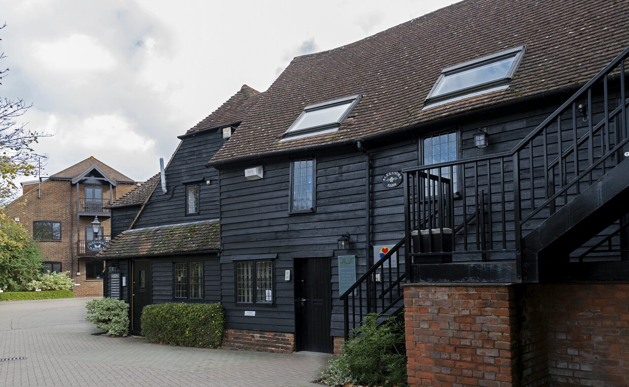 1 Waverley Ln, Farnham for sale Primary Photo- Image 1 of 1