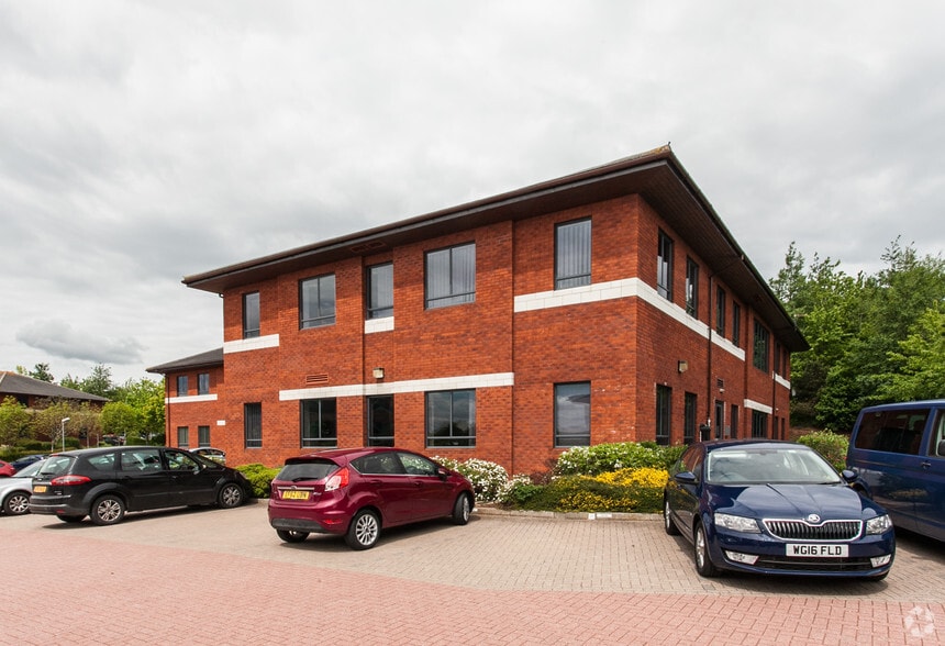 Pynes Hl, Exeter to rent - Building Photo - Image 2 of 5