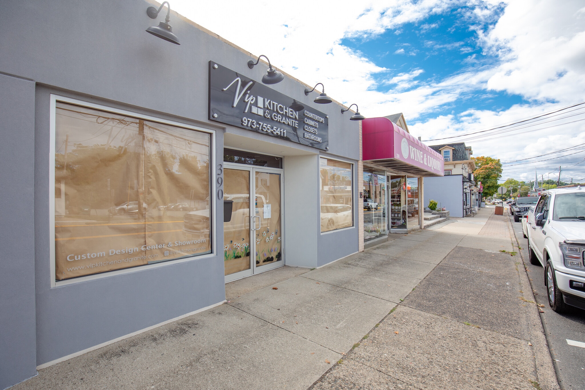 390 Ramapo Valley Rd, Oakland, NJ to rent Building Photo- Image 1 of 48