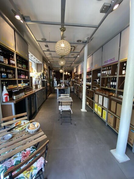 Build-to-Rent in Paris for sale - Interior Photo - Image 3 of 7