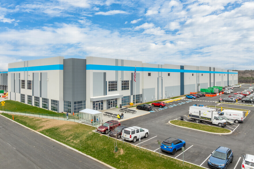 I-78/I-81 Industrial Corridor, Donaldson, PA for rent - Building Photo - Image 1 of 5