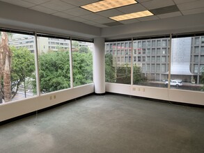 261 S Figueroa St, Los Angeles, CA for rent Building Photo- Image 1 of 3