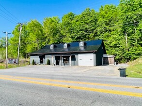 526 Columbia Hwy, Greensburg, KY for sale Primary Photo- Image 1 of 1