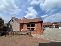 Feathers Yard, Holt to rent - Building Photo - Image 2 of 2