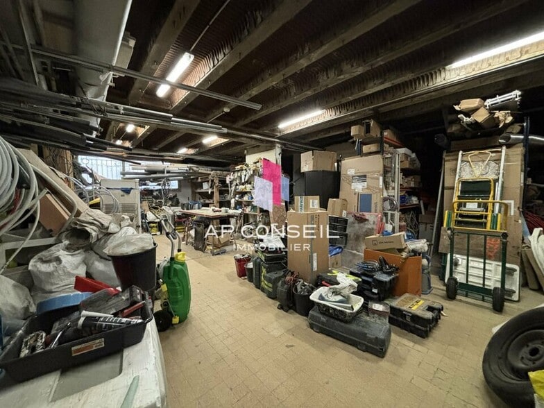 Light Industrial in Chaville for sale - Building Photo - Image 3 of 12