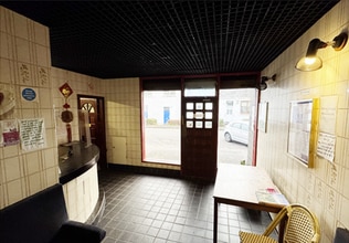 10-12 Arnold Av, Bishopbriggs to rent Interior Photo- Image 2 of 4