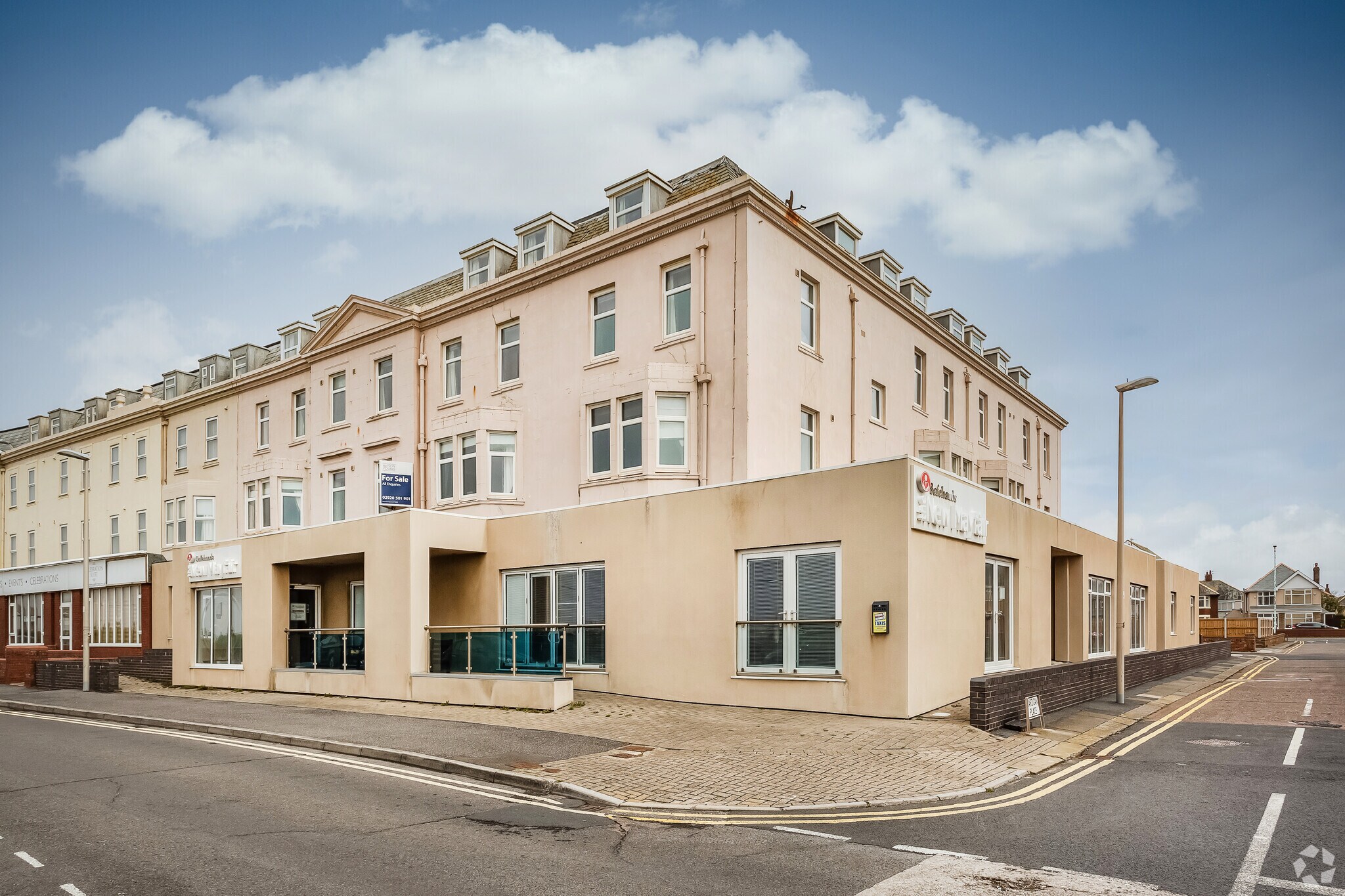 673-677 New South Promenade, Blackpool for sale Primary Photo- Image 1 of 1