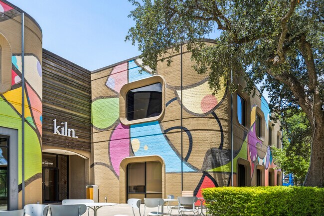 More details for 9840-9850 N Central Expy, Dallas, TX - Co-working to Rent
