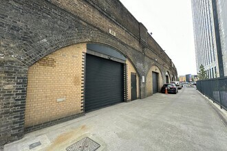 Miles St, London for rent Building Photo- Image 1 of 2