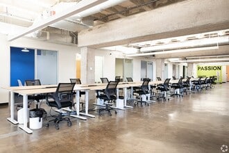 209 W 9th St, Austin, TX to rent Interior Photo- Image 1 of 14