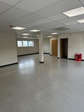 Hambridge Lane, Newbury to rent Interior Photo- Image 2 of 5