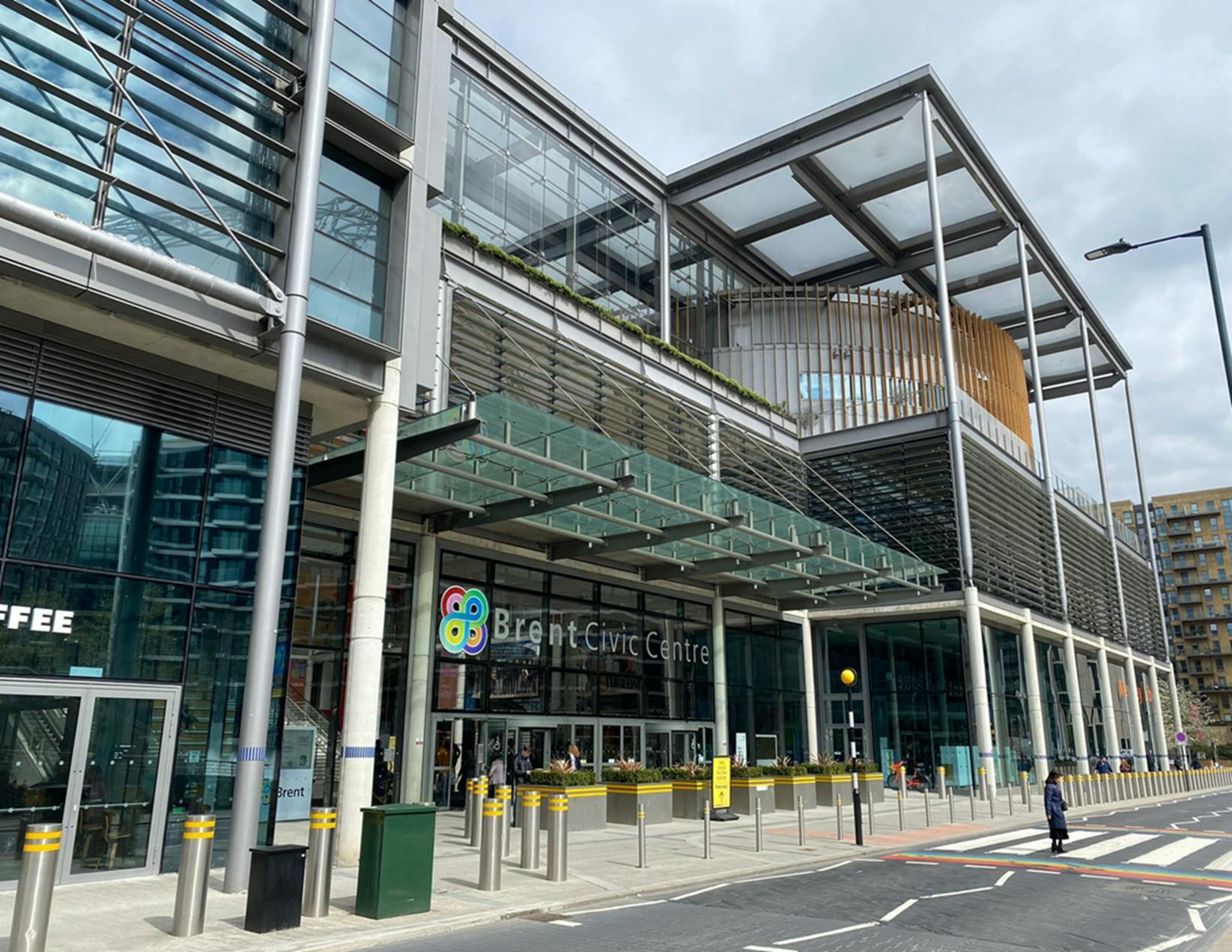 Engineers Way, Wembley to rent Building Photo- Image 1 of 15