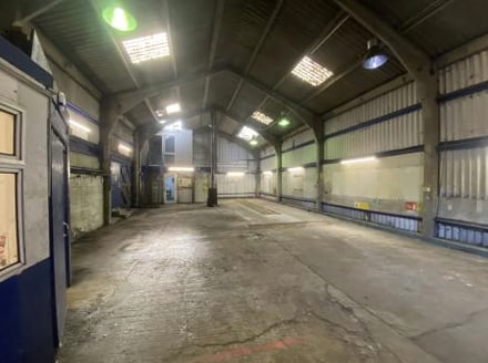 Selsdon Rd, South Croydon to rent - Interior Photo - Image 2 of 4
