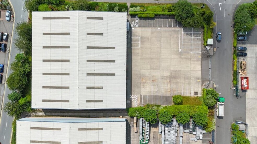 Regs Way, Coalville to rent - Building Photo - Image 2 of 6