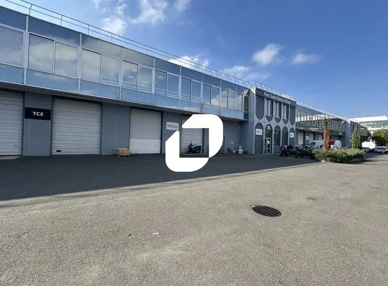 Location Local d'activités 1 518 m² à 4 698 m² - Photo 1