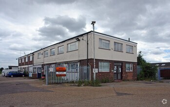 Askew Farm Ln, Grays for rent Primary Photo- Image 1 of 4