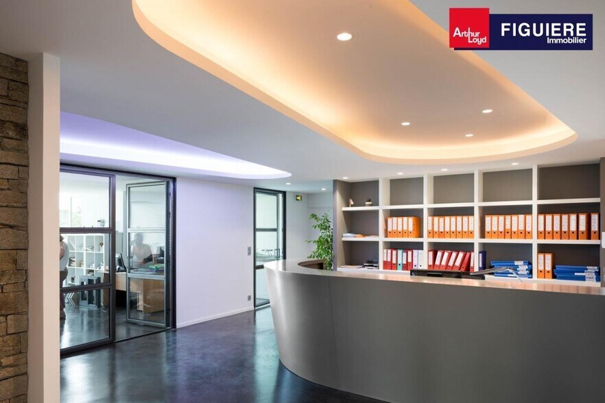 Office in Éguilles for sale - Interior Photo - Image 3 of 10
