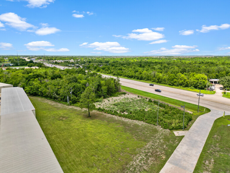 0 S Hwy 6, Iowa Colony, TX for sale - Building Photo - Image 1 of 1