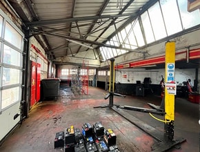 Royal Well Pl, Cheltenham to rent Interior Photo- Image 1 of 4