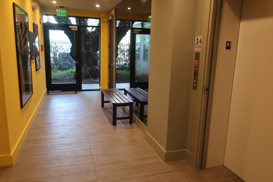 1189 Tennessee St, San Francisco, CA for sale - Lobby - Image 2 of 10