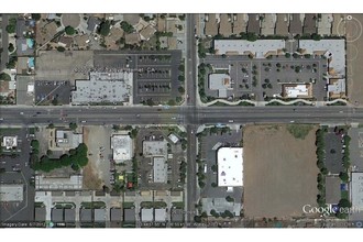 4000 E Florida Ave, Hemet, CA - aerial  map view