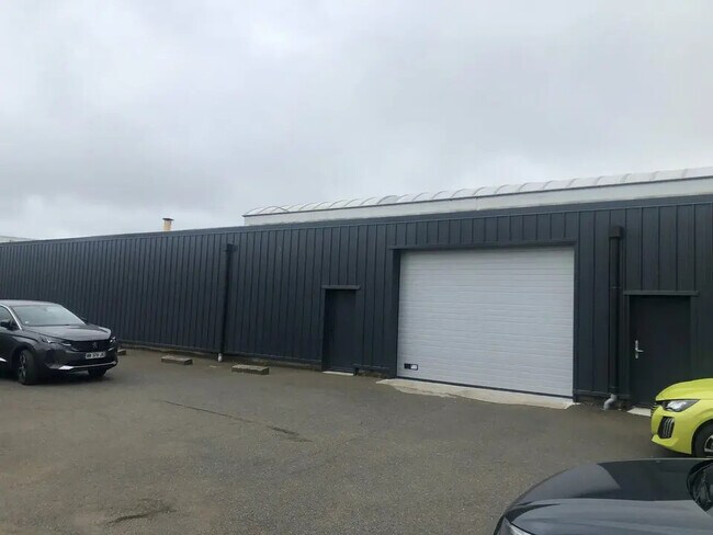 Location Entrepôt 500 m²