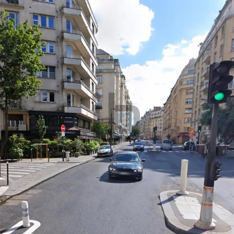 Location Commerce 308 m² - Photo 1