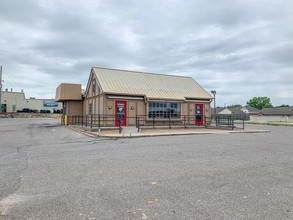 6121 E 21st St, Wichita, KS for sale Building Photo- Image 1 of 1