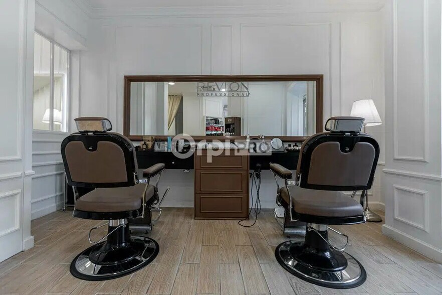 Retail in Tarbes for sale - Building Photo - Image 2 of 6