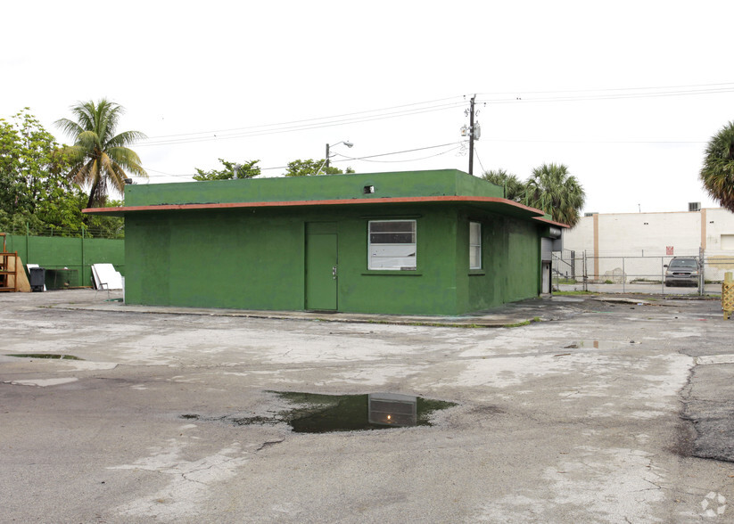 1910 NW 17th Ave, Miami, FL for sale - Primary Photo - Image 1 of 1