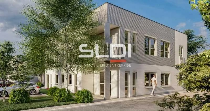 Light Industrial in Bourgoin-Jallieu for sale - Building Photo - Image 2 of 16