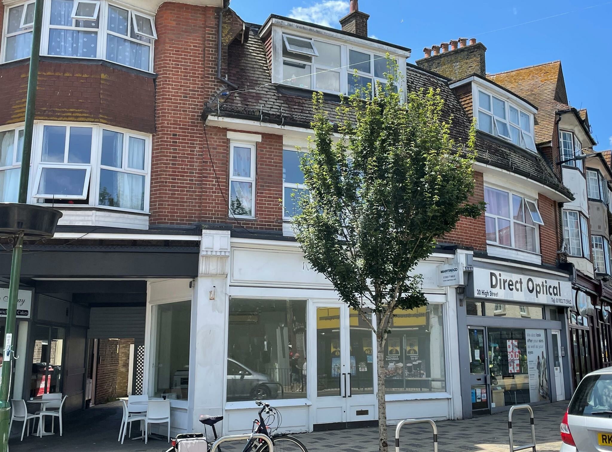 32 High St, Littlehampton to rent Building Photo- Image 1 of 2