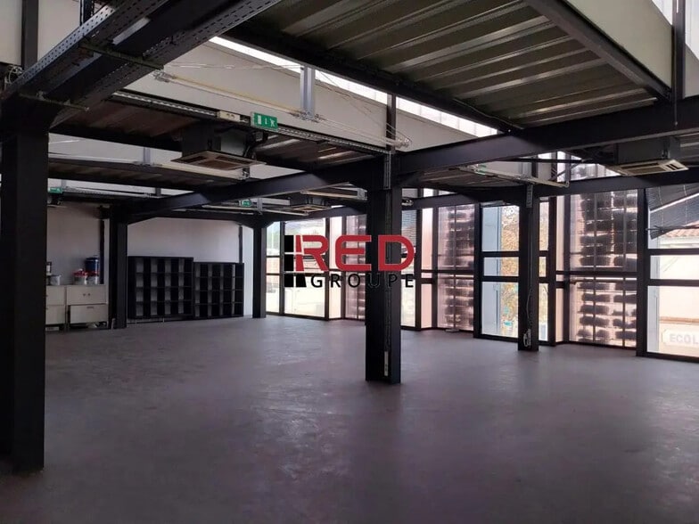 Office in Marseille for sale - Building Photo - Image 1 of 16