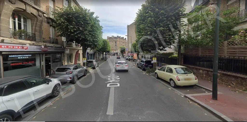 Retail in Clamart for sale Aerial- Image 1 of 2