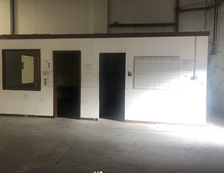 Severn Rd, Welshpool to rent - Interior Photo - Image 2 of 4