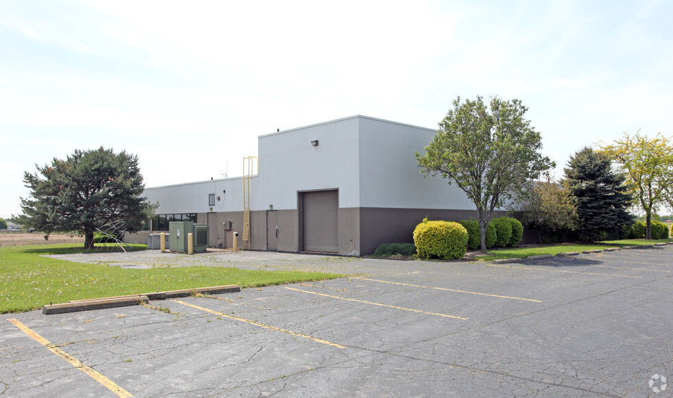 24200 S US Route 23, Circleville, OH for rent - Building Photo - Image 2 of 8