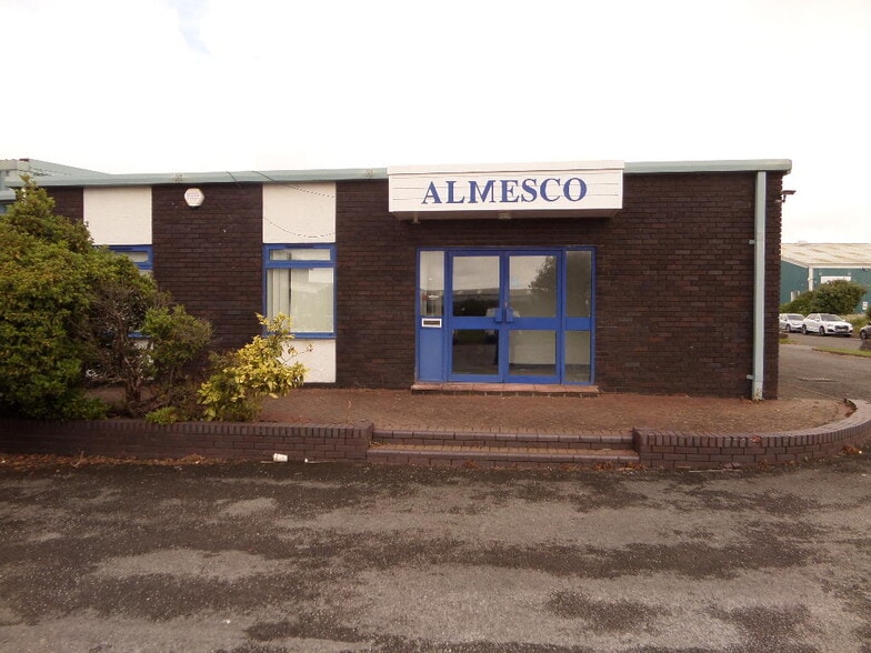 Western Ave, Bridgend to rent - Building Photo - Image 2 of 2