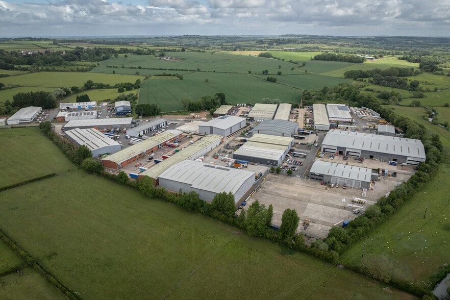 Ridgeway, Long Crendon to rent - Building Photo - Image 2 of 5