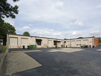 More details for 20464 Chartwell Center Dr, Cornelius, NC - Light Industrial for Rent