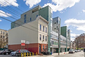 More details for 2330 Hoffman St, Bronx, NY - Office / Retail to Rent