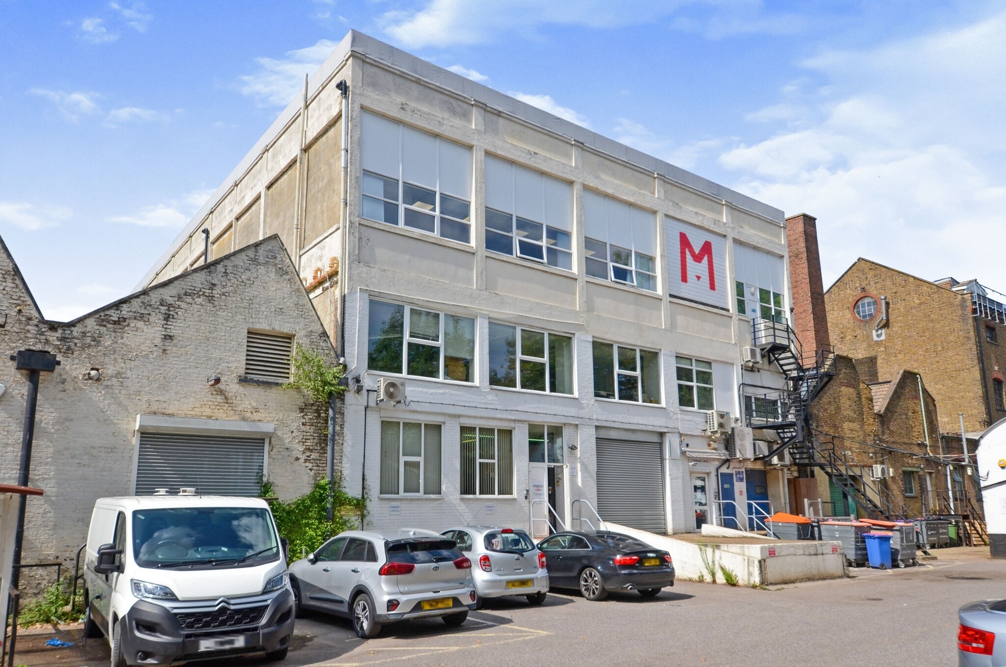 Mowat Industrial Estate, Sandown Road, Watford to rent Primary Photo- Image 1 of 2